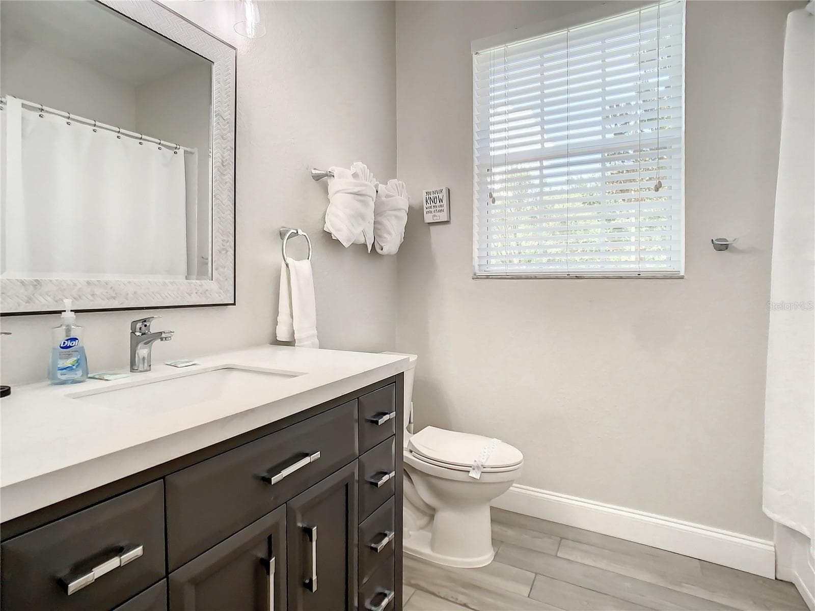 7664 COMROW STREET — photo 20 of 68