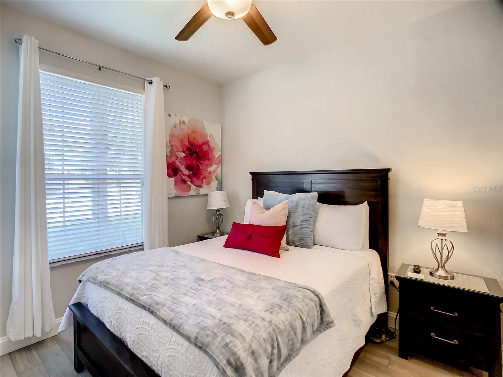7664 COMROW STREET — photo 18 of 68