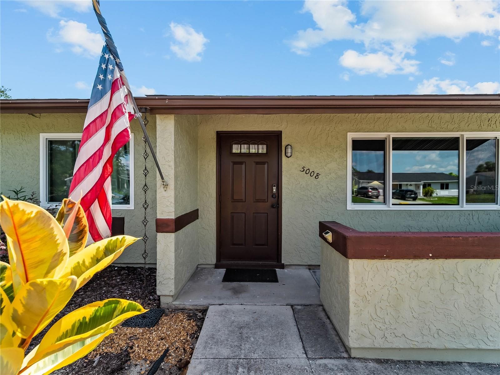 5008 CHAVES CIRCLE — photo 31 of 47