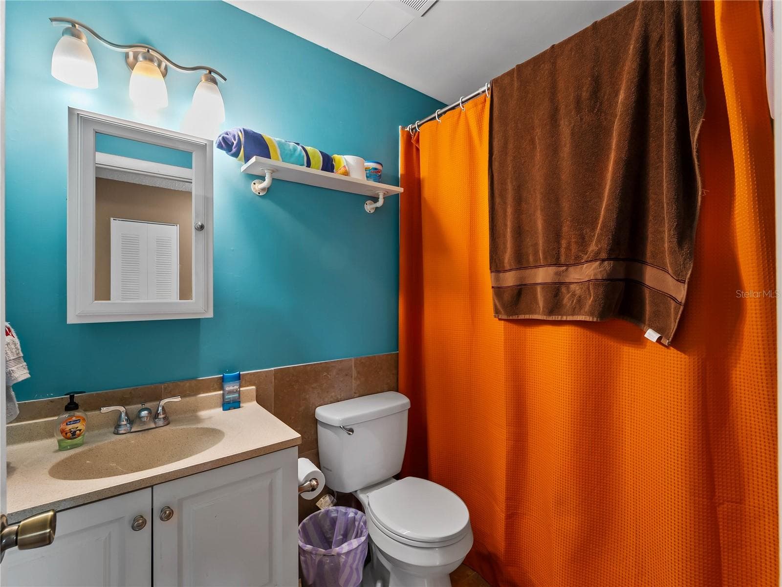 5008 CHAVES CIRCLE — photo 23 of 47