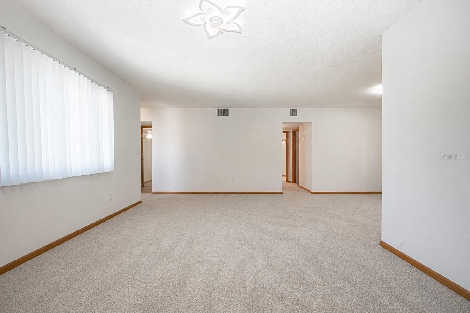 624 LA JOLLA AVENUE — photo 9 of 61