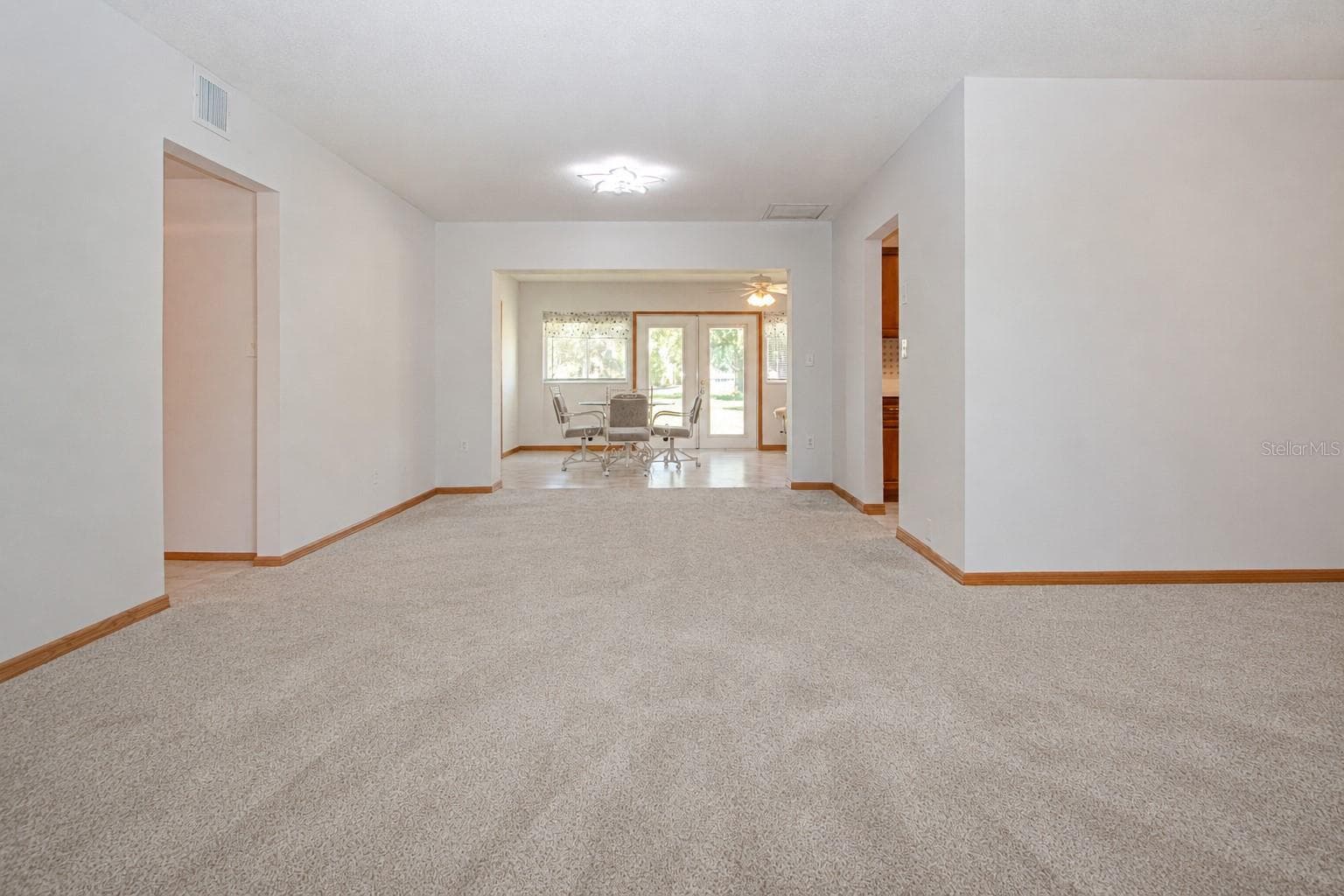 624 LA JOLLA AVENUE — photo 10 of 61