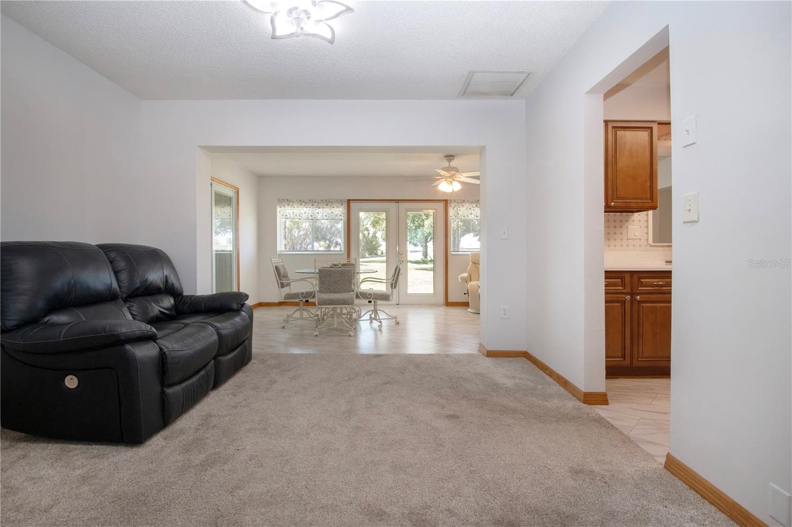 624 LA JOLLA AVENUE — photo 14 of 61