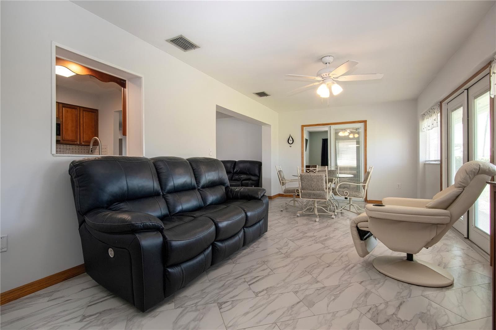 624 LA JOLLA AVENUE — photo 23 of 61