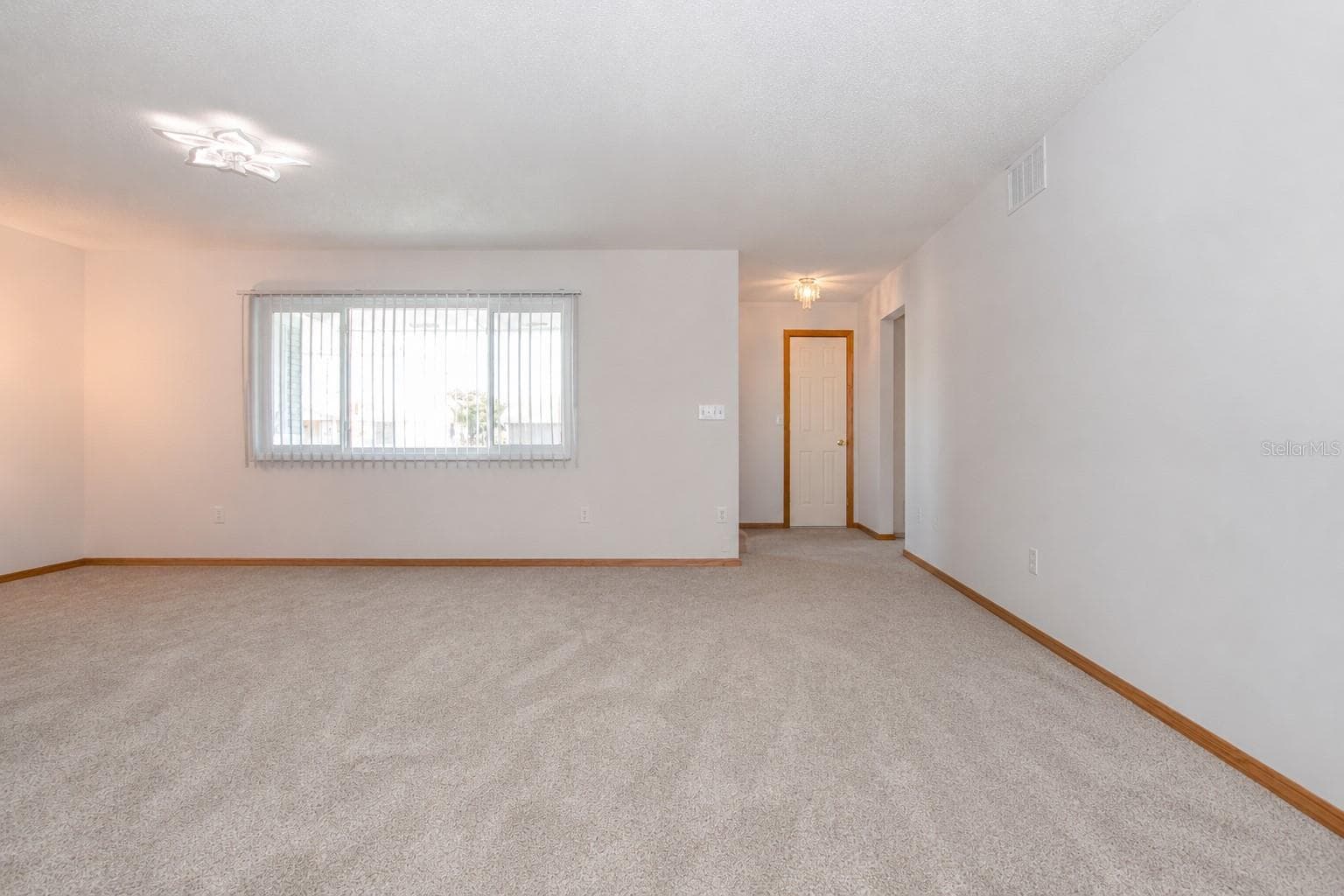 624 LA JOLLA AVENUE — photo 8 of 61