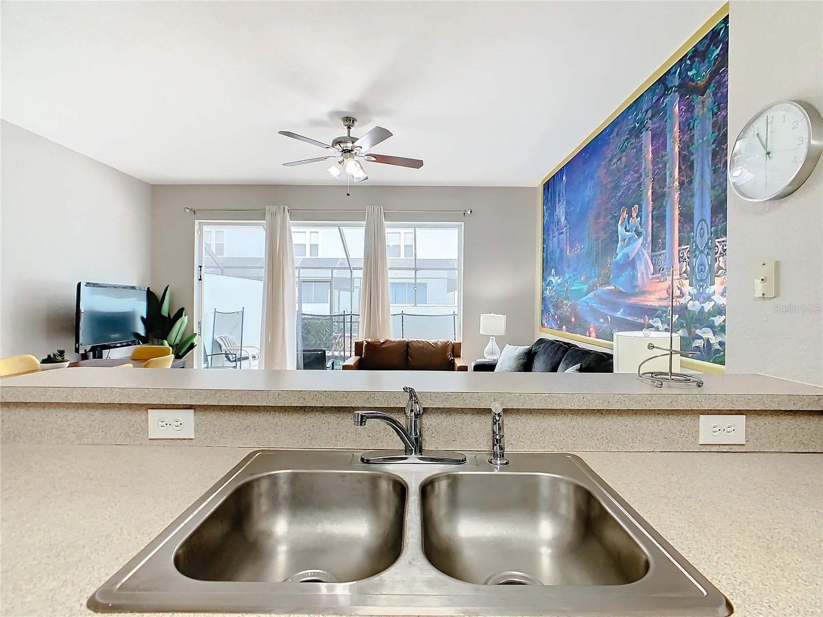 7654 OTTERSPOOL STREET — photo 7 of 77