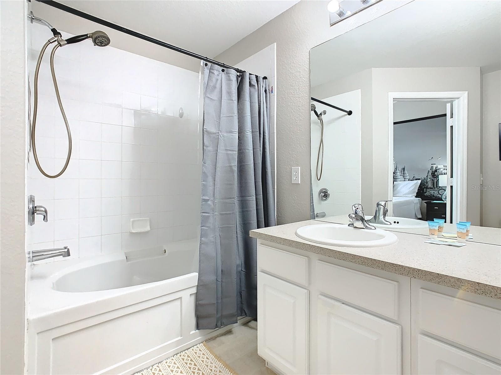 7654 OTTERSPOOL STREET — photo 22 of 77