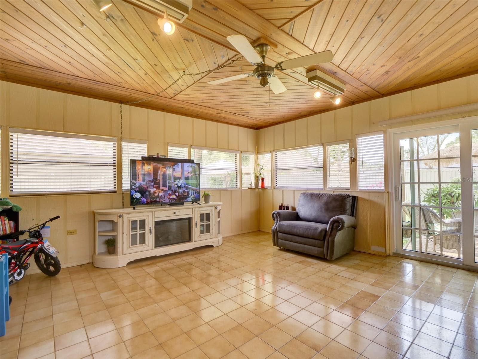 440 CITRUS STREET — photo 29 of 59
