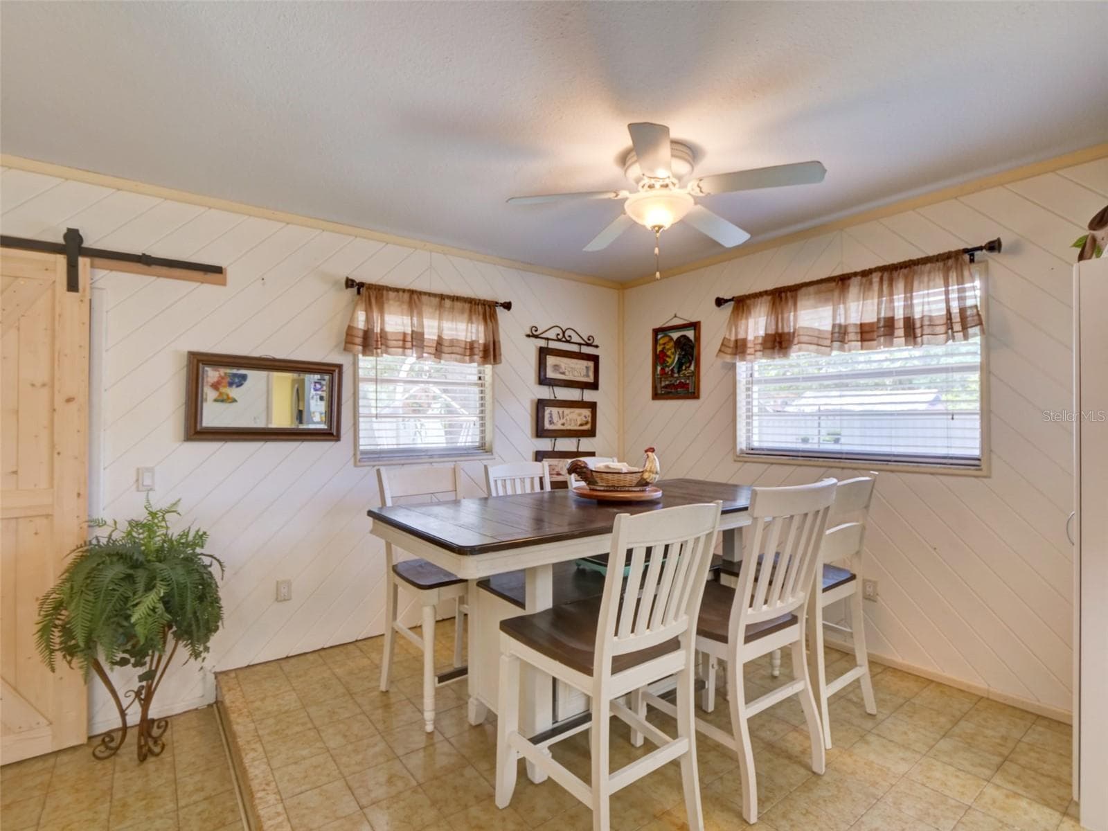 440 CITRUS STREET — photo 10 of 59