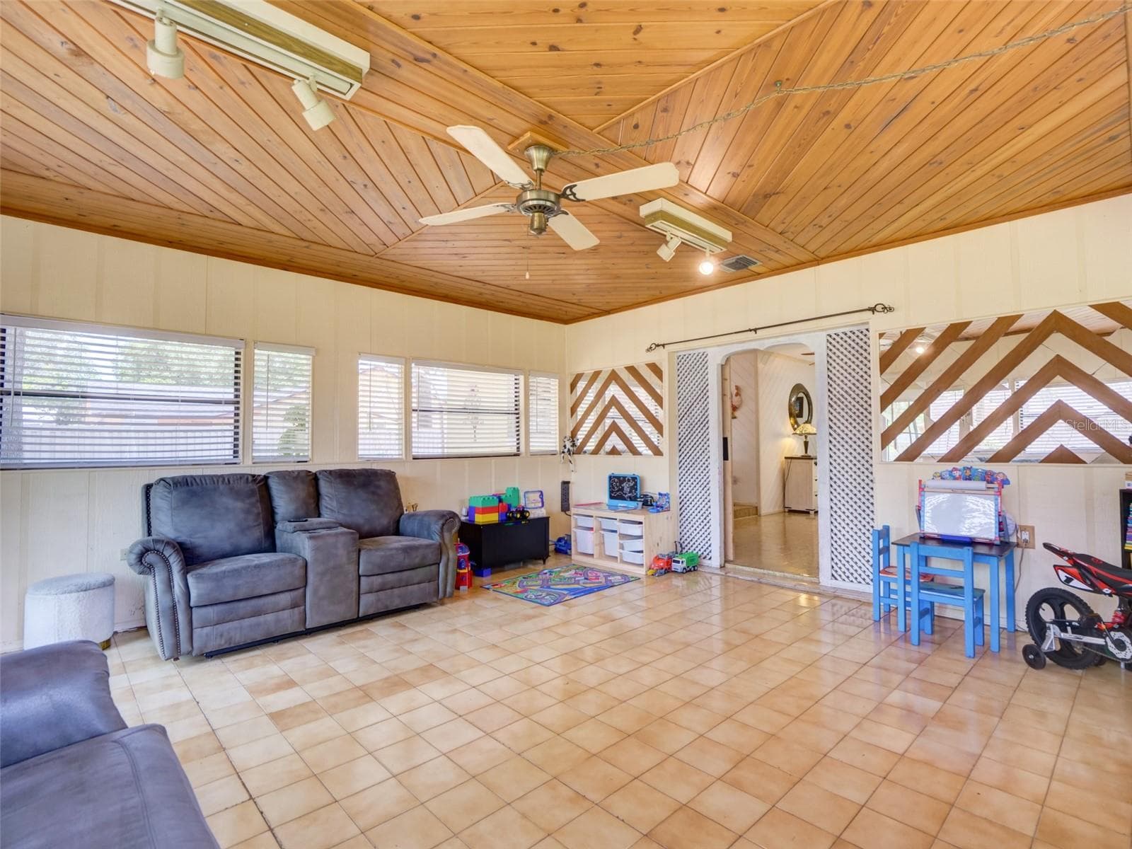 440 CITRUS STREET — photo 31 of 59