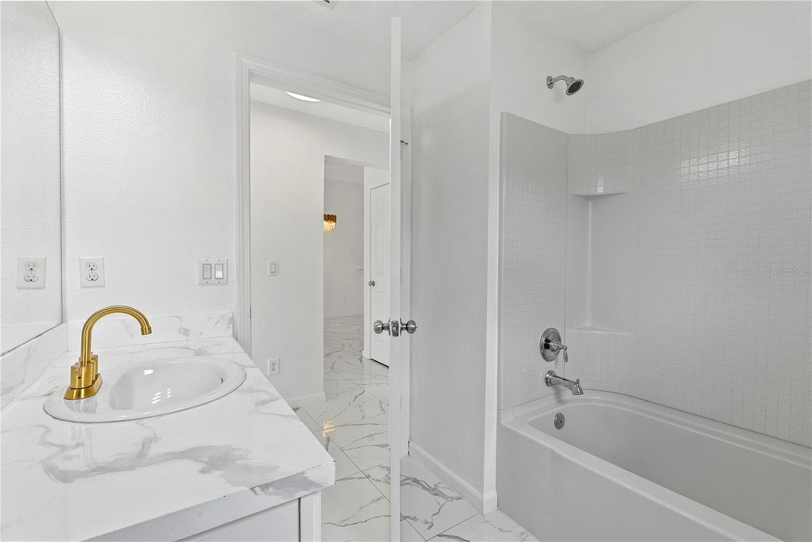 337 GIOVANI BOULEVARD — photo 26 of 31