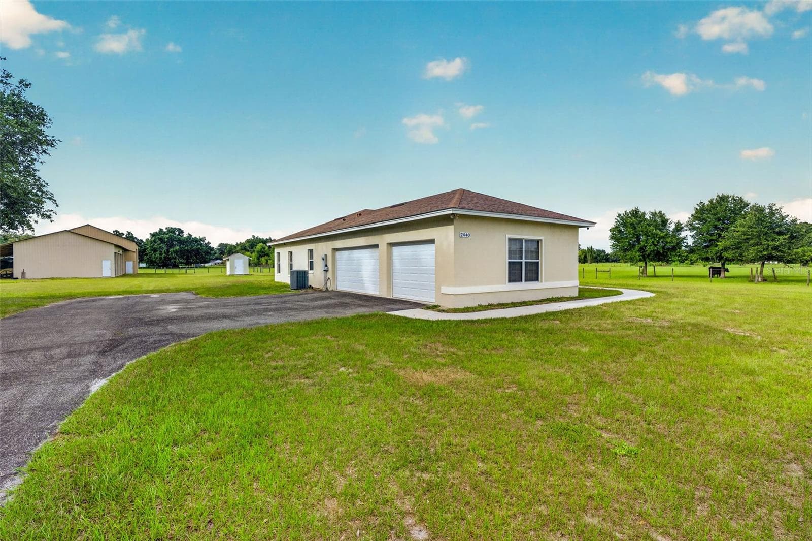 2440 CR 546 — photo 3 of 46