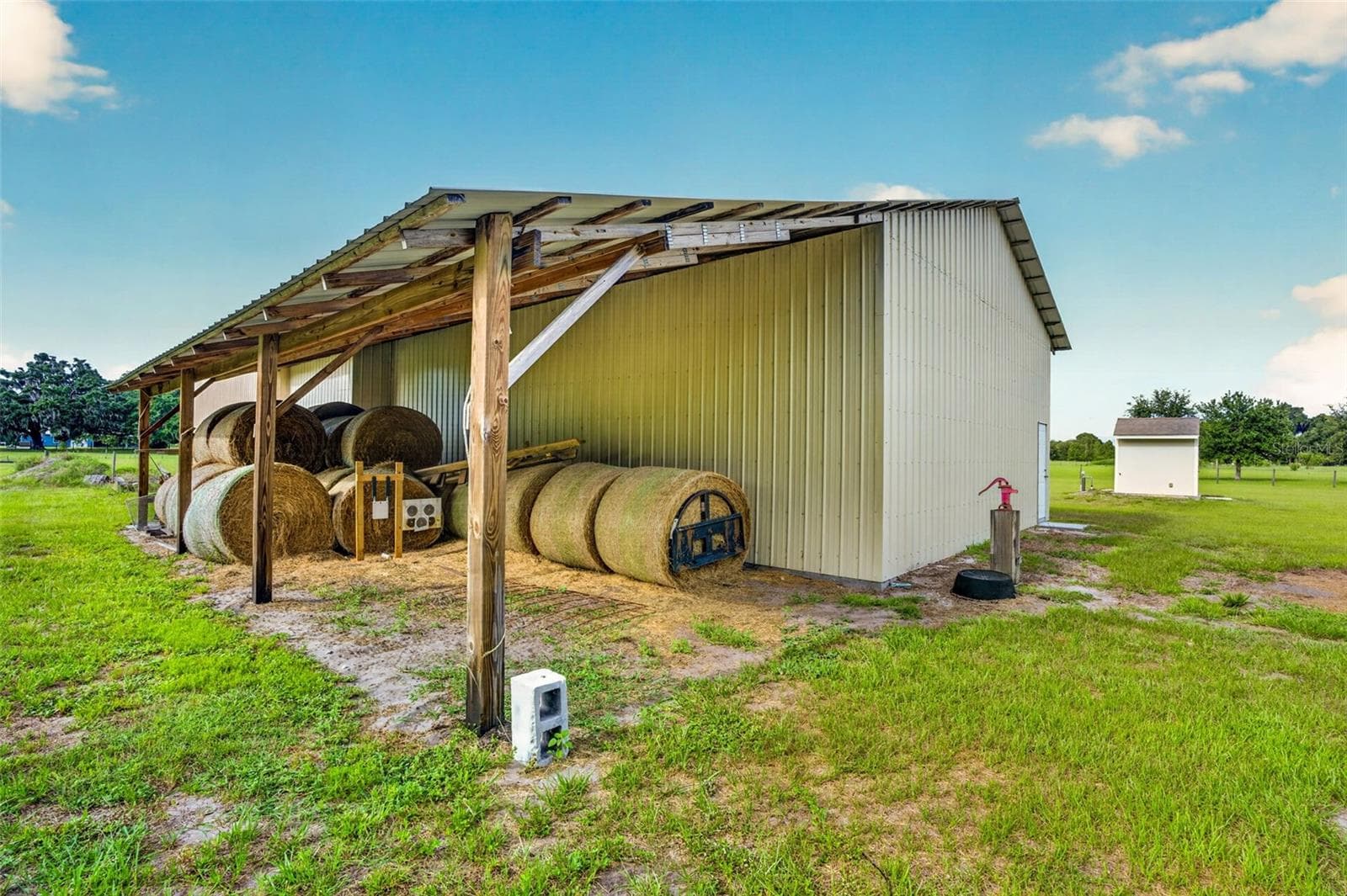 2440 CR 546 — photo 27 of 46