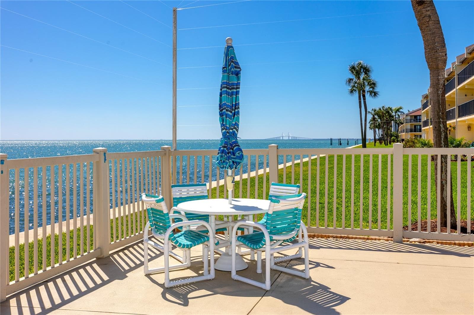 7530 SUNSHINE SKYWAY LANE — photo 36 of 53