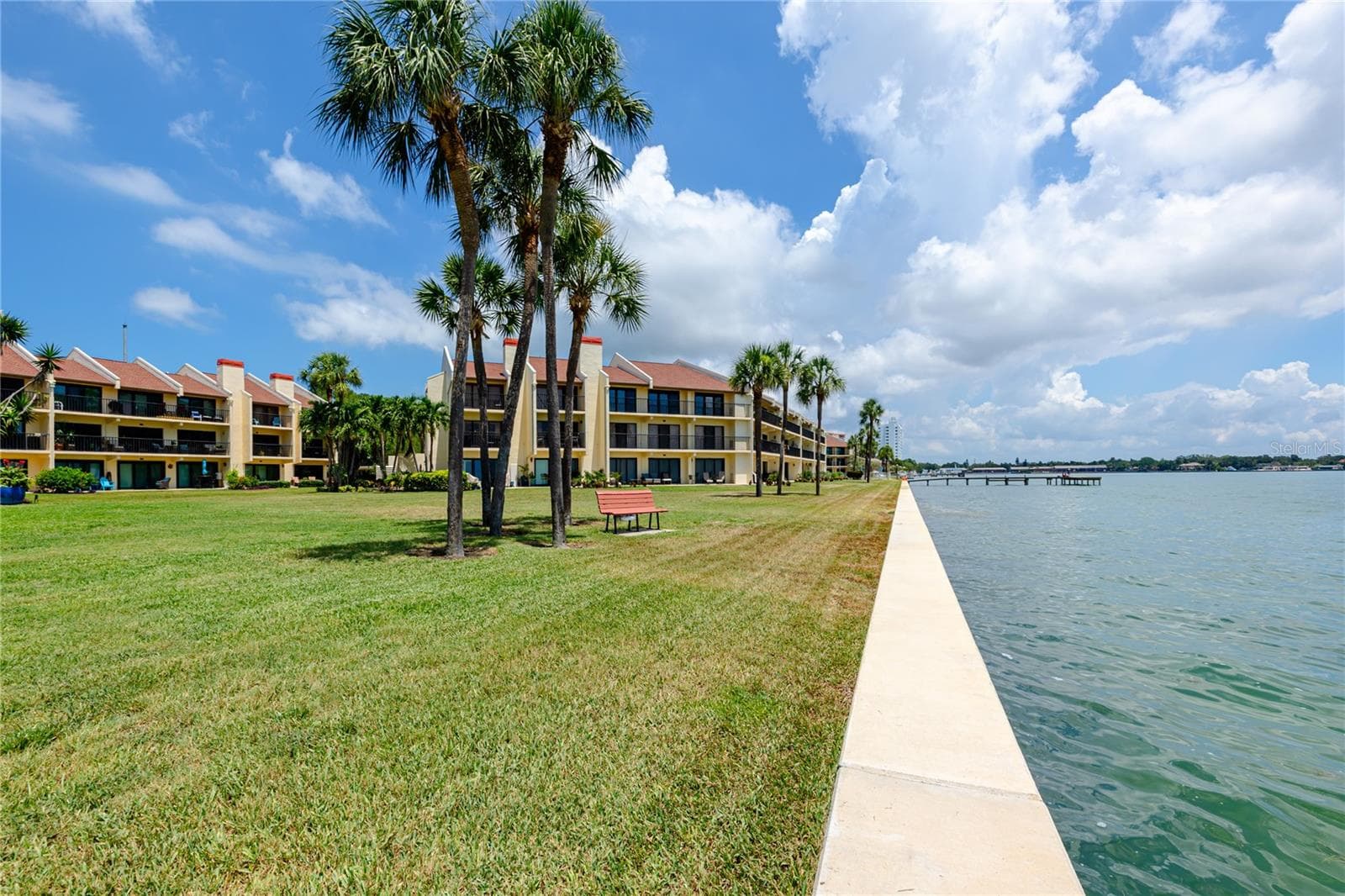 7530 SUNSHINE SKYWAY LANE — photo 33 of 53