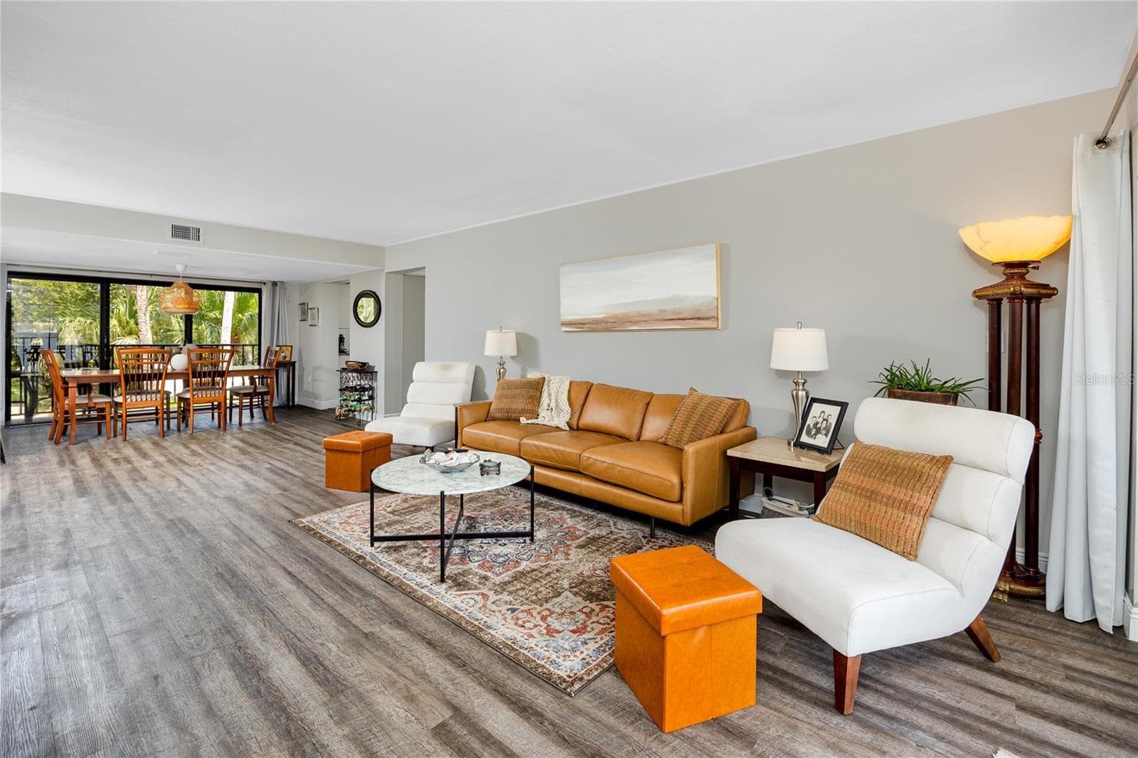 7530 SUNSHINE SKYWAY LANE — photo 3 of 53