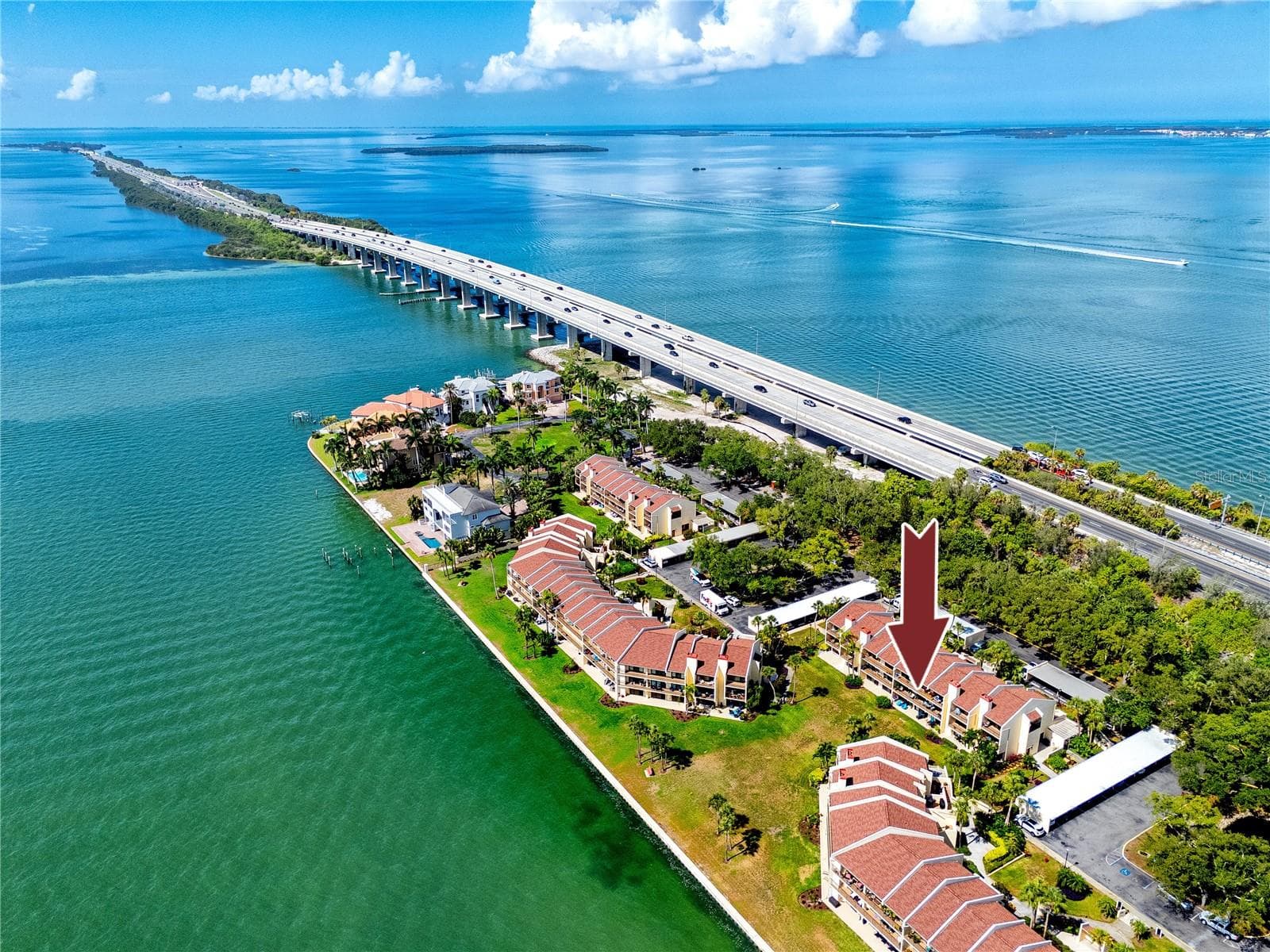 7530 SUNSHINE SKYWAY LANE — photo 45 of 53