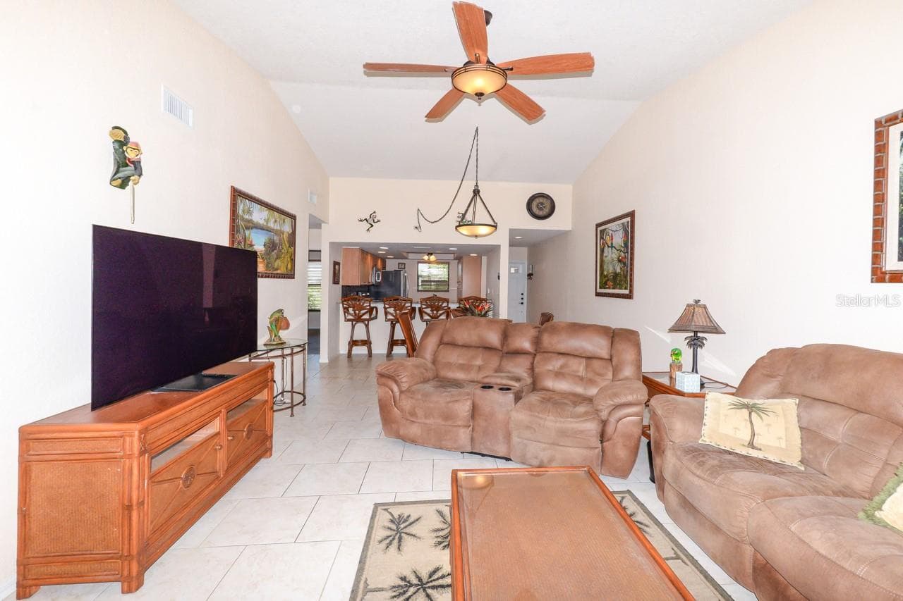 335 COLDEWAY DRIVE — photo 12 of 45