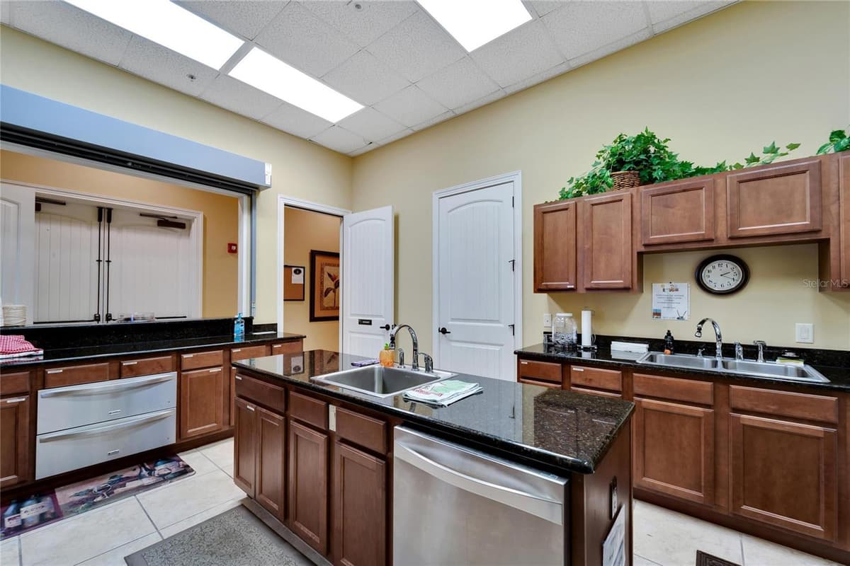 3254 RED TAIL HAWK DRIVE — photo 38 of 65