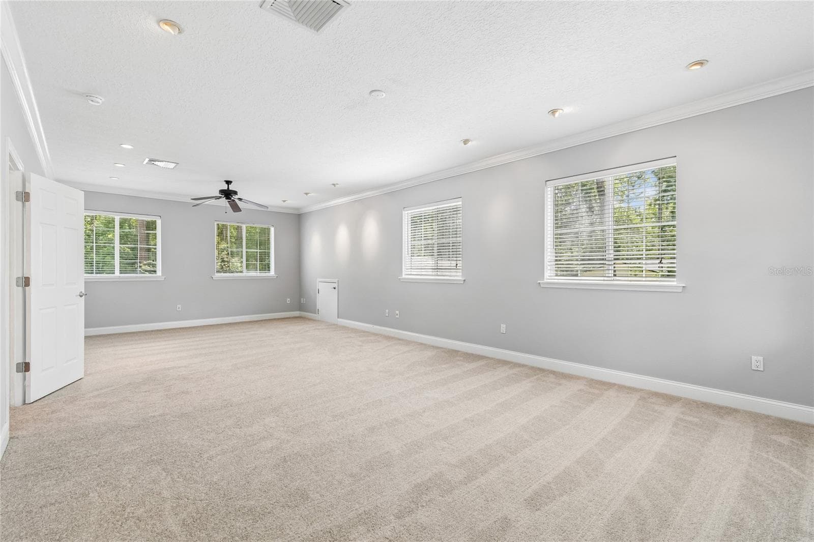 27708 SANTA ANITA BOULEVARD — photo 41 of 83