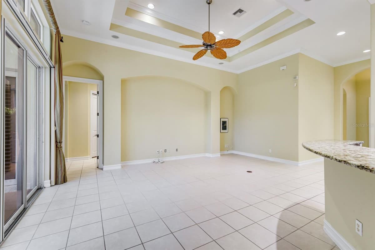 12584 GRANDEZZA CIRCLE — photo 7 of 25