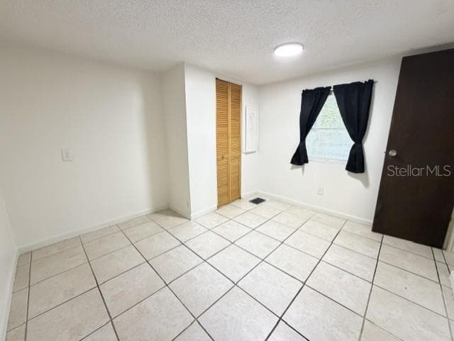 18400 233RD TERRACE — photo 13 of 28
