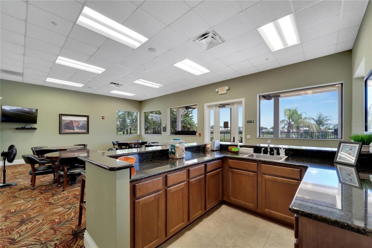 3258 RED TAIL HAWK DRIVE — photo 17 of 35
