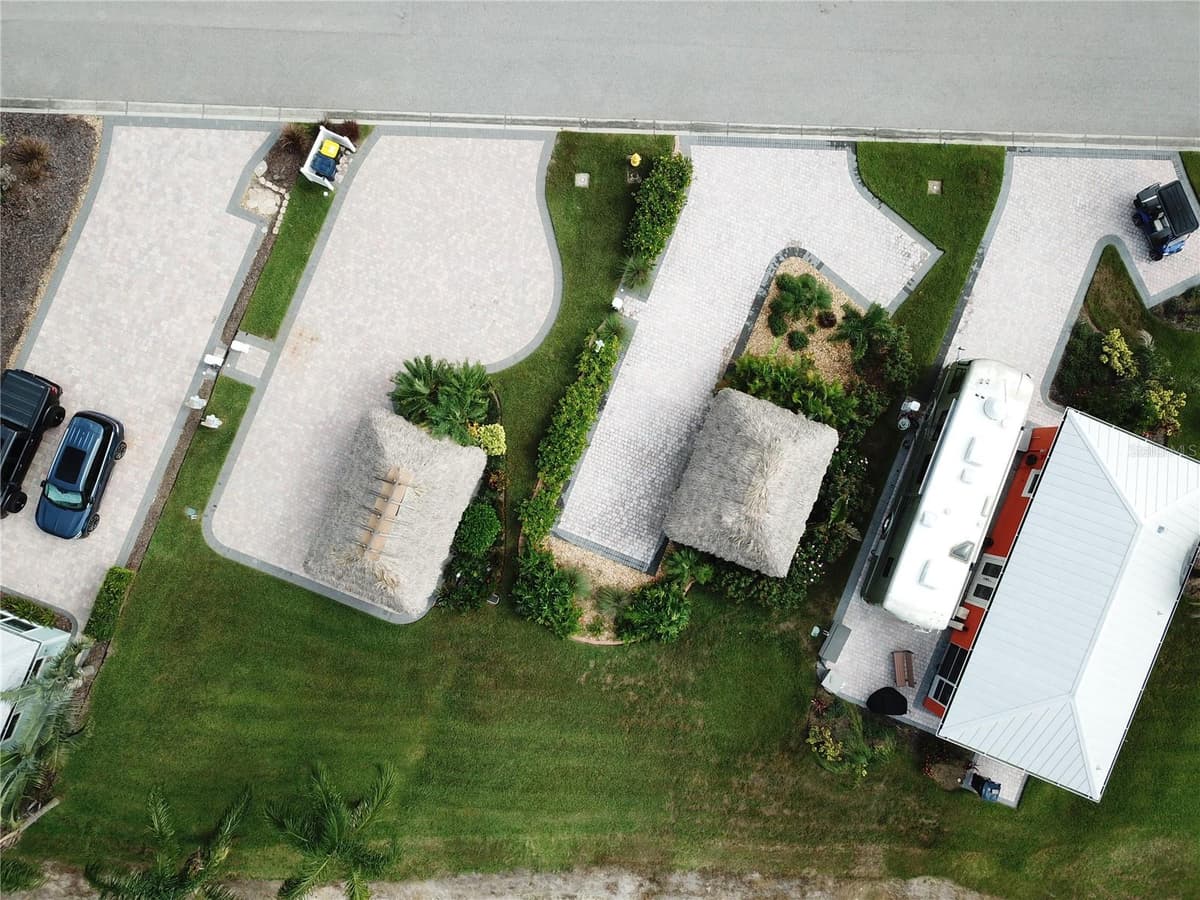 3258 RED TAIL HAWK DRIVE — photo 10 of 35