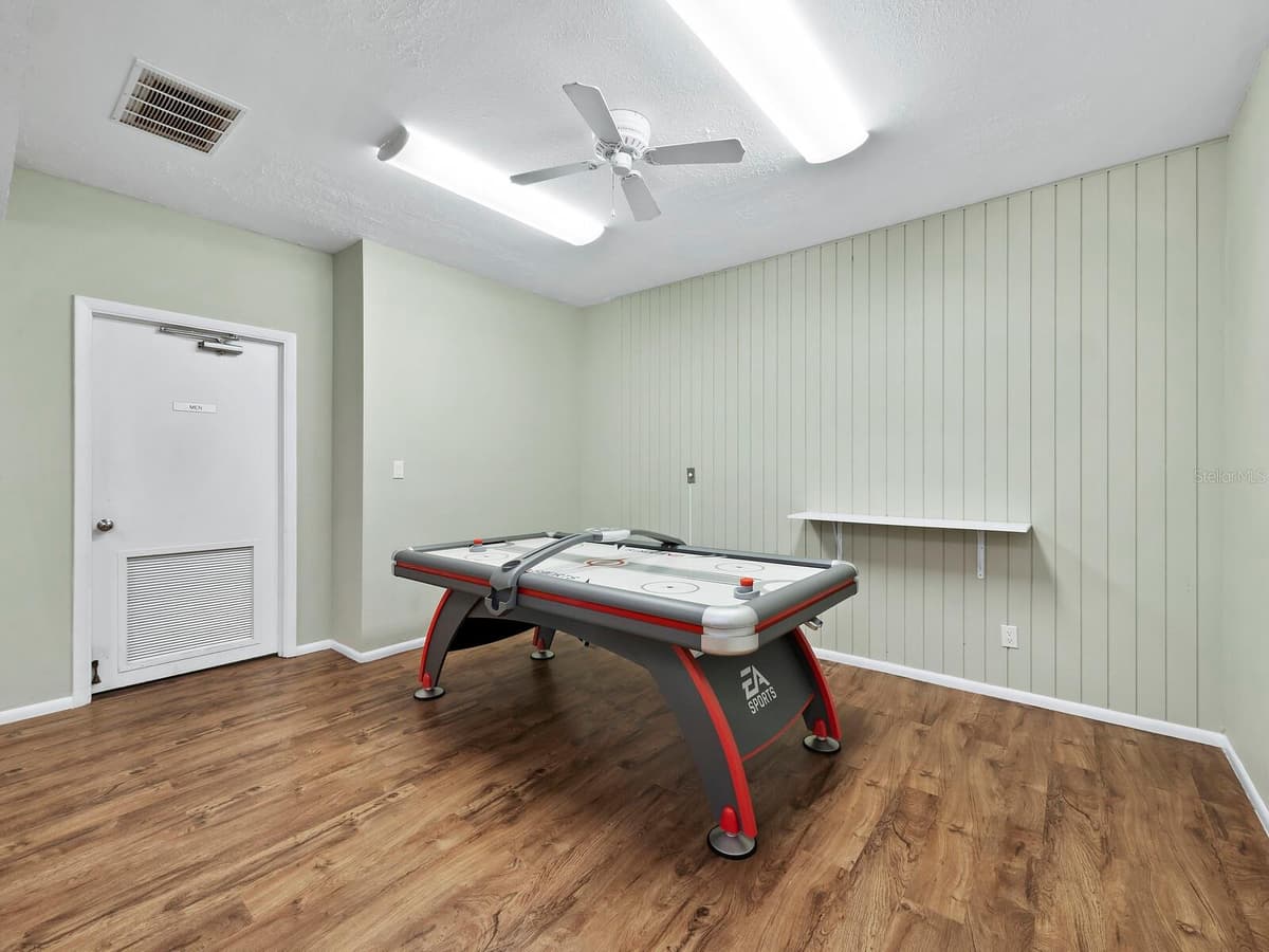 4350 CHATHAM DRIVE — photo 43 of 54