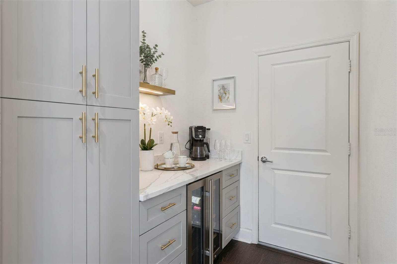 14007 CREEK HARBOR DRIVE — photo 11 of 56