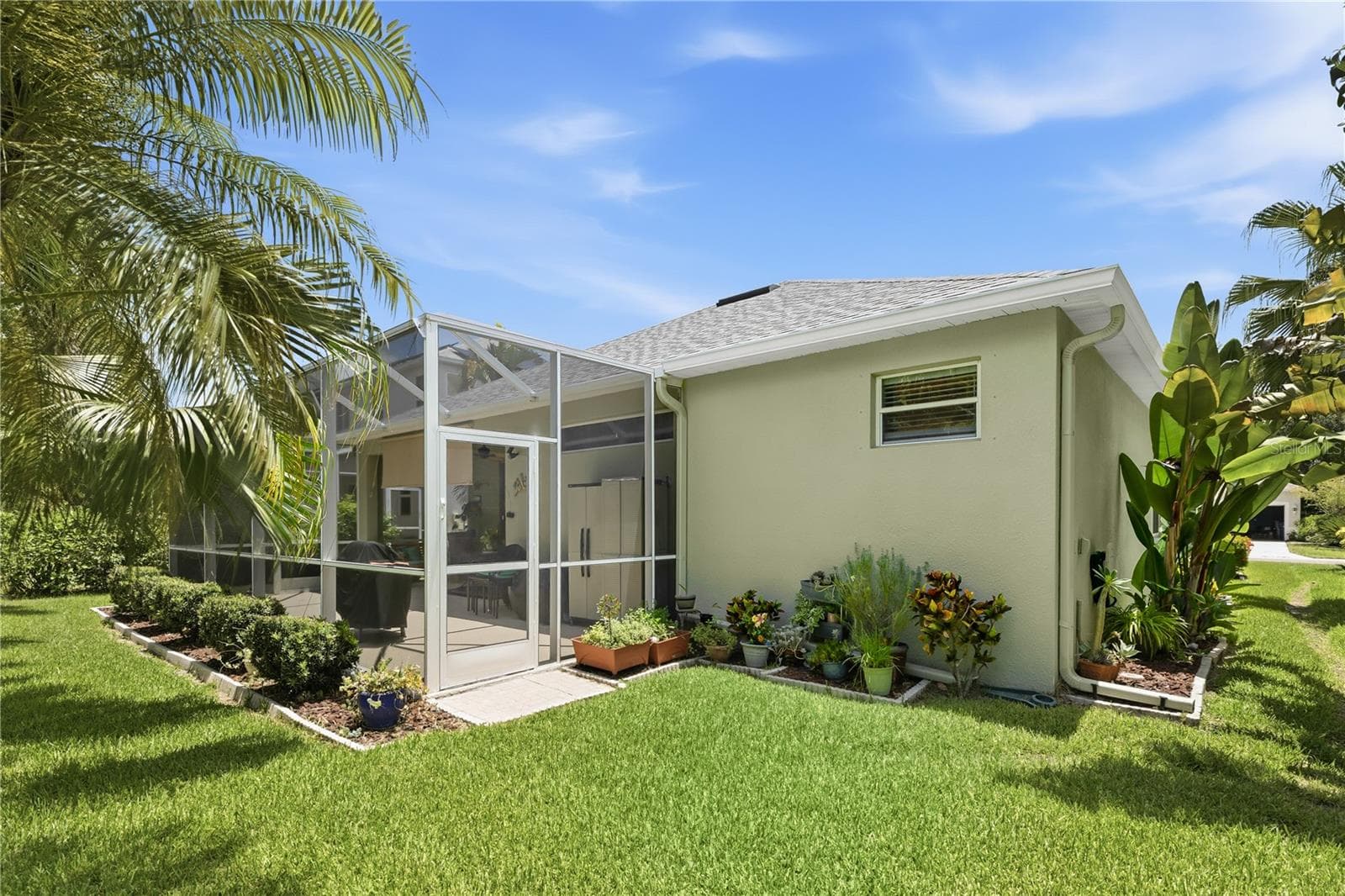 8954 FOUNDERS CIRCLE — photo 34 of 37