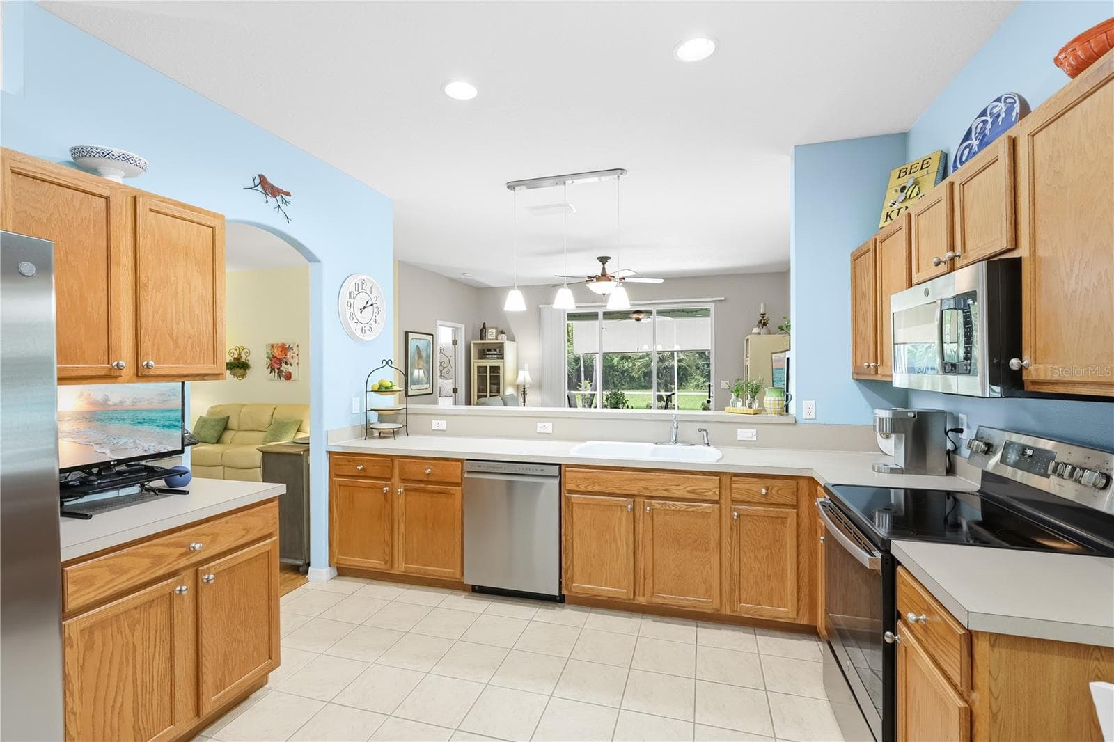 8954 FOUNDERS CIRCLE — photo 18 of 37