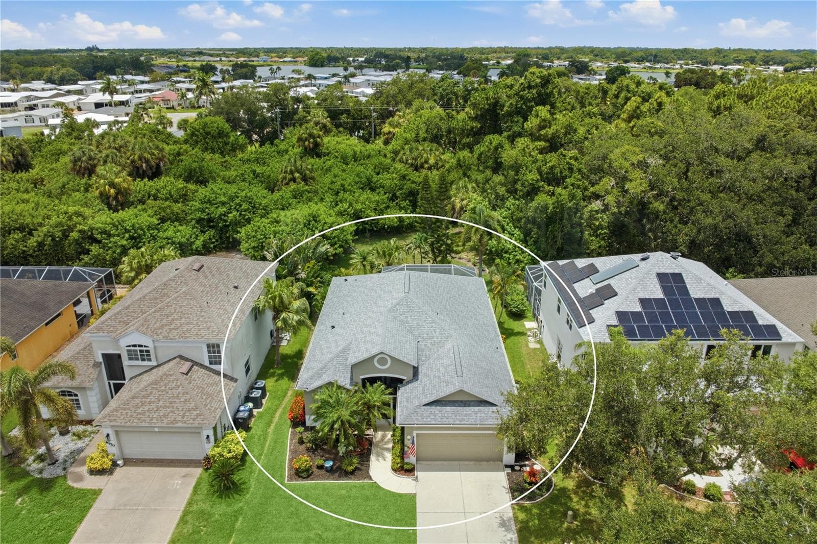 8954 FOUNDERS CIRCLE — photo 2 of 37