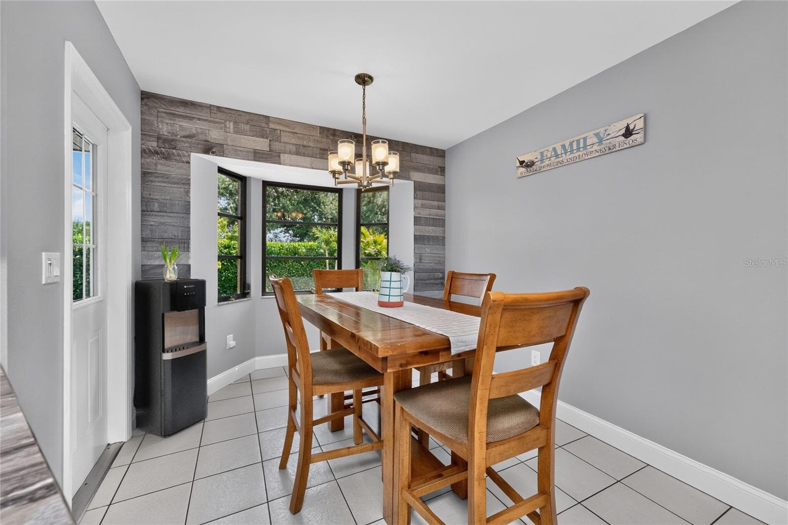 255 MARK TWAIN LANE — photo 14 of 51