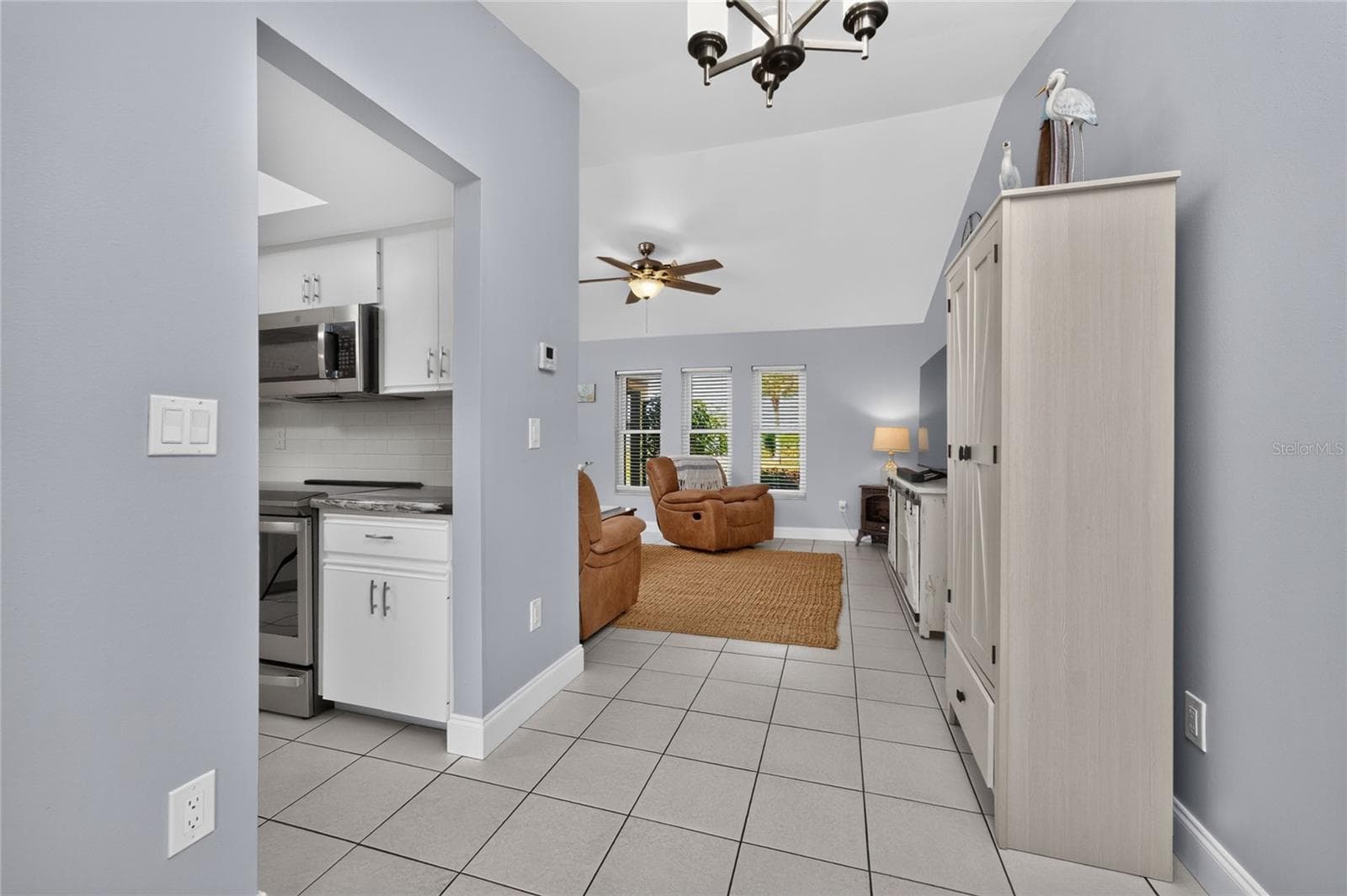 255 MARK TWAIN LANE — photo 7 of 51
