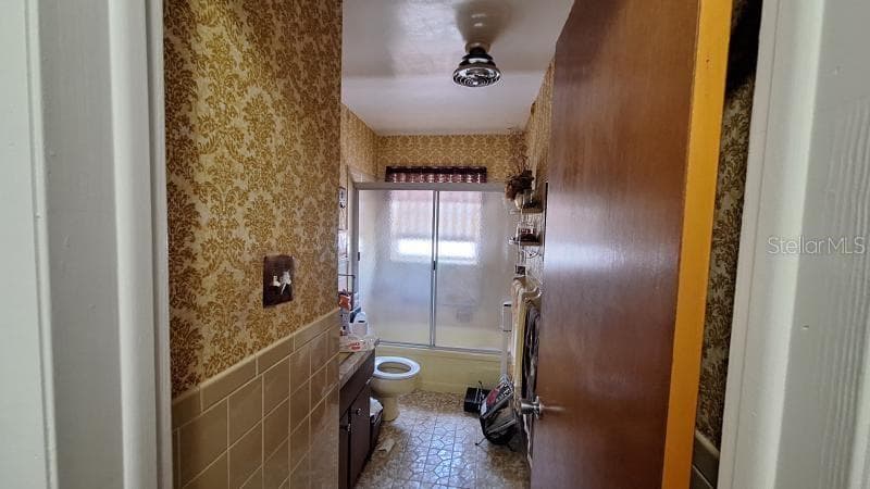 84 TYLER STREET — photo 13 of 18