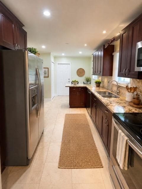 1029 COUNTRY CLUB CIRCLE — photo 5 of 17