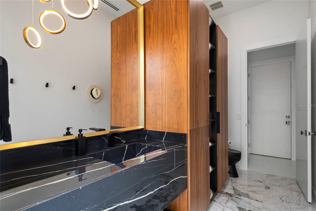 9061 RON DEN LANE — photo 39 of 100