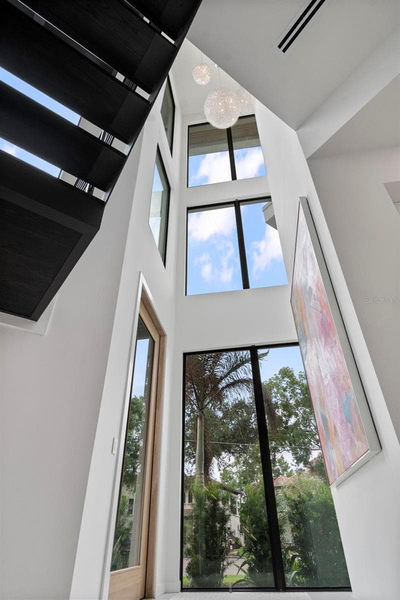 9061 RON DEN LANE — photo 8 of 100