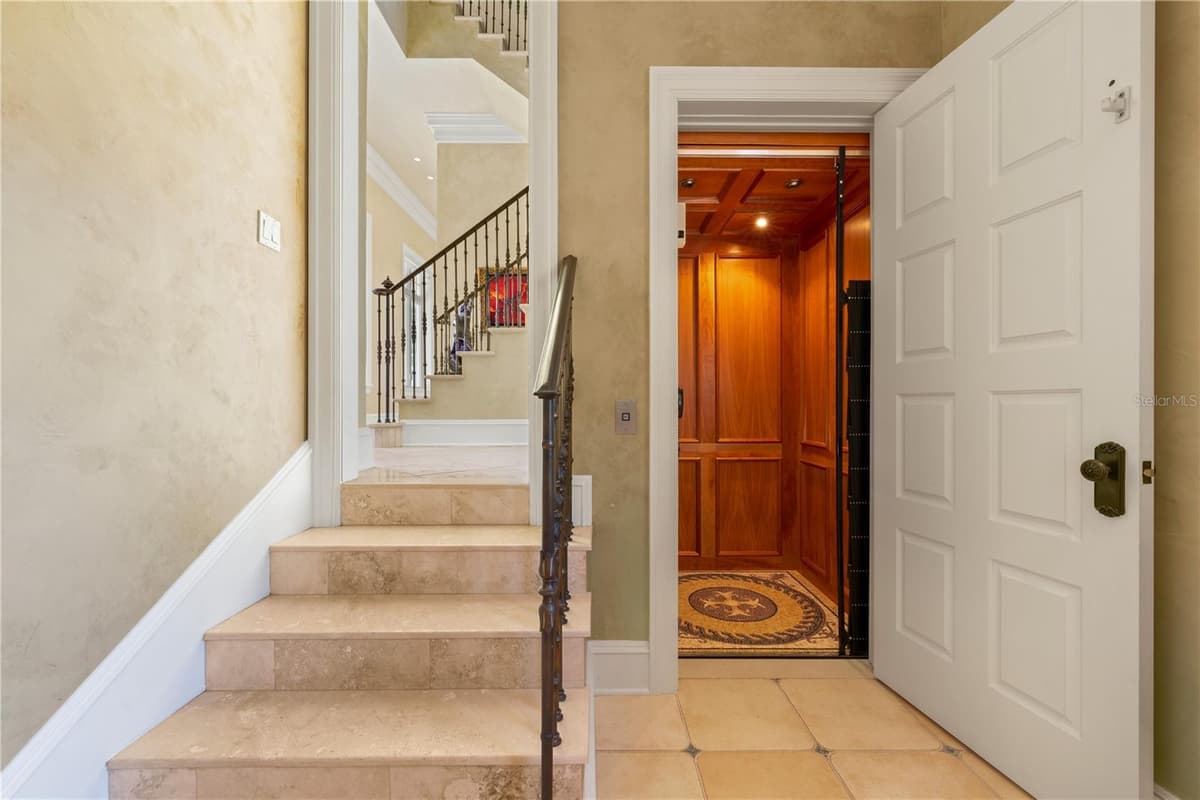 501 GRANADA DRIVE — photo 11 of 95
