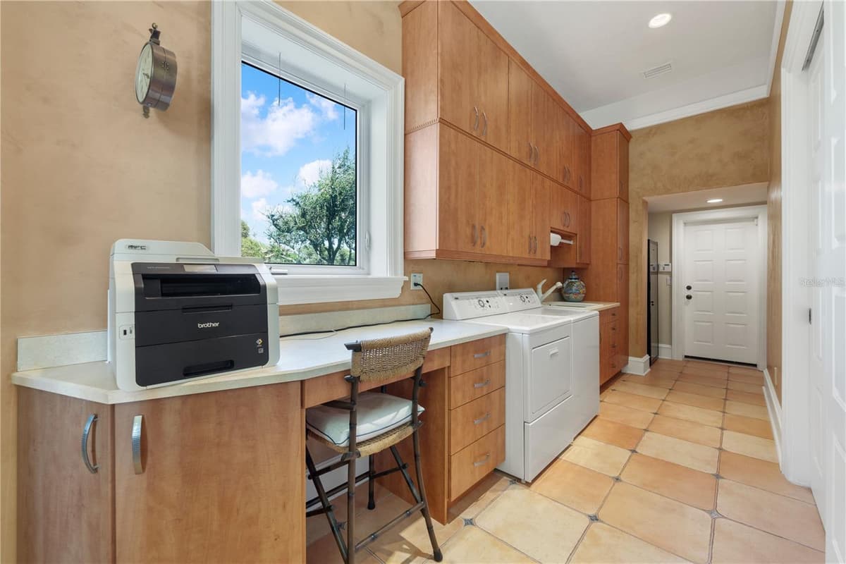 501 GRANADA DRIVE — photo 90 of 95