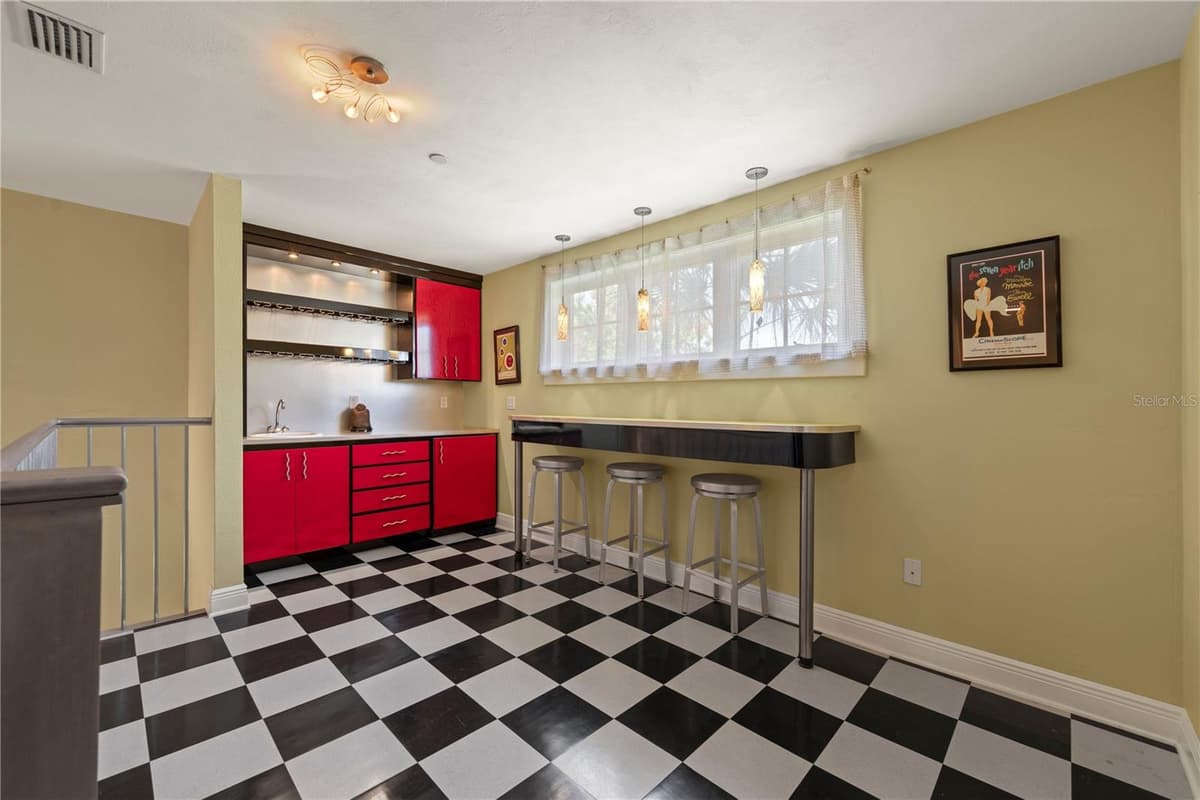 501 GRANADA DRIVE — photo 85 of 95