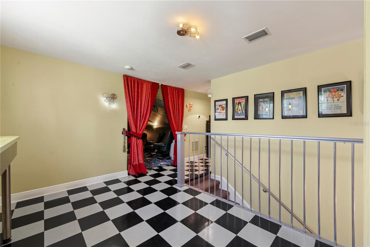 501 GRANADA DRIVE — photo 86 of 95