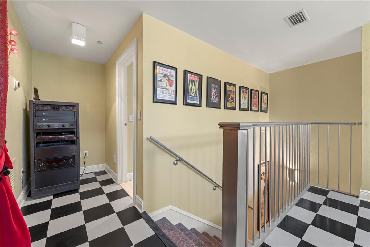 501 GRANADA DRIVE — photo 87 of 95