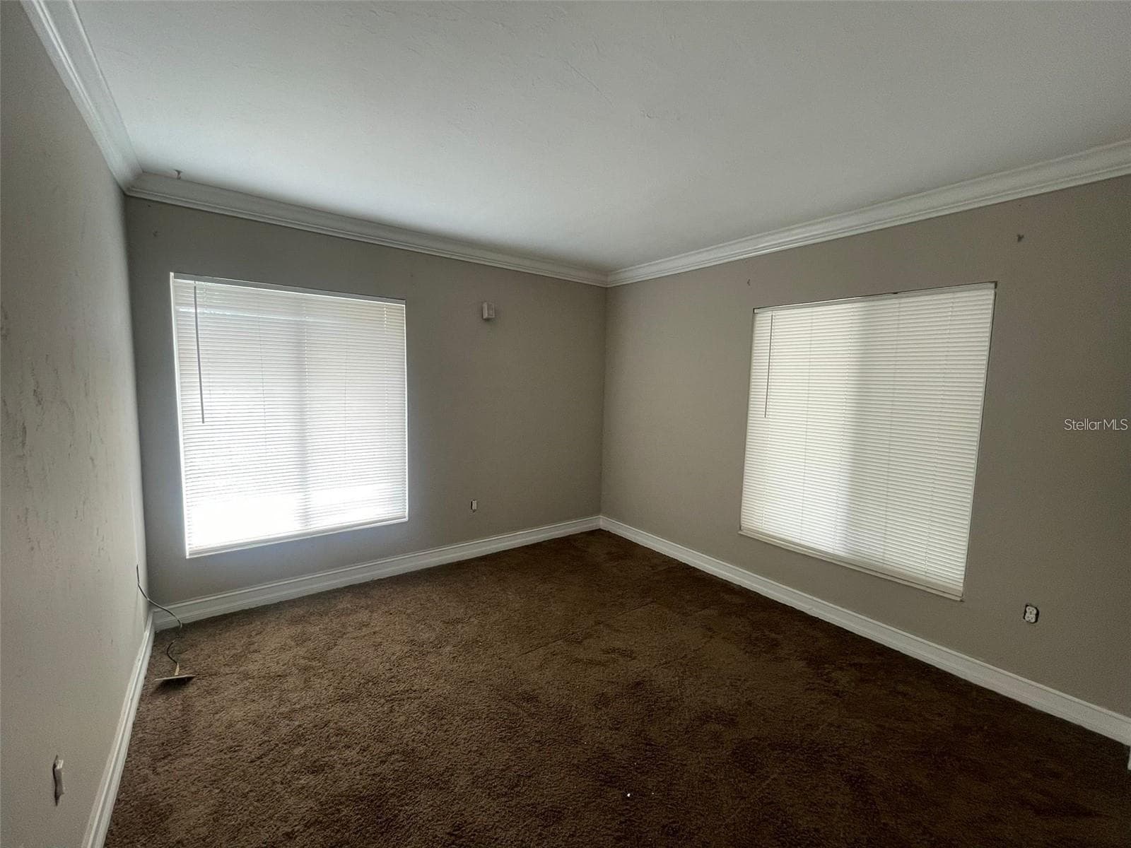 1830 MARAVILLA AVENUE — photo 9 of 28