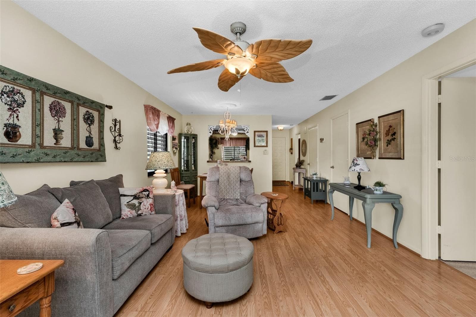 5221 LAKE VILLAGE DRIVE — photo 13 of 40