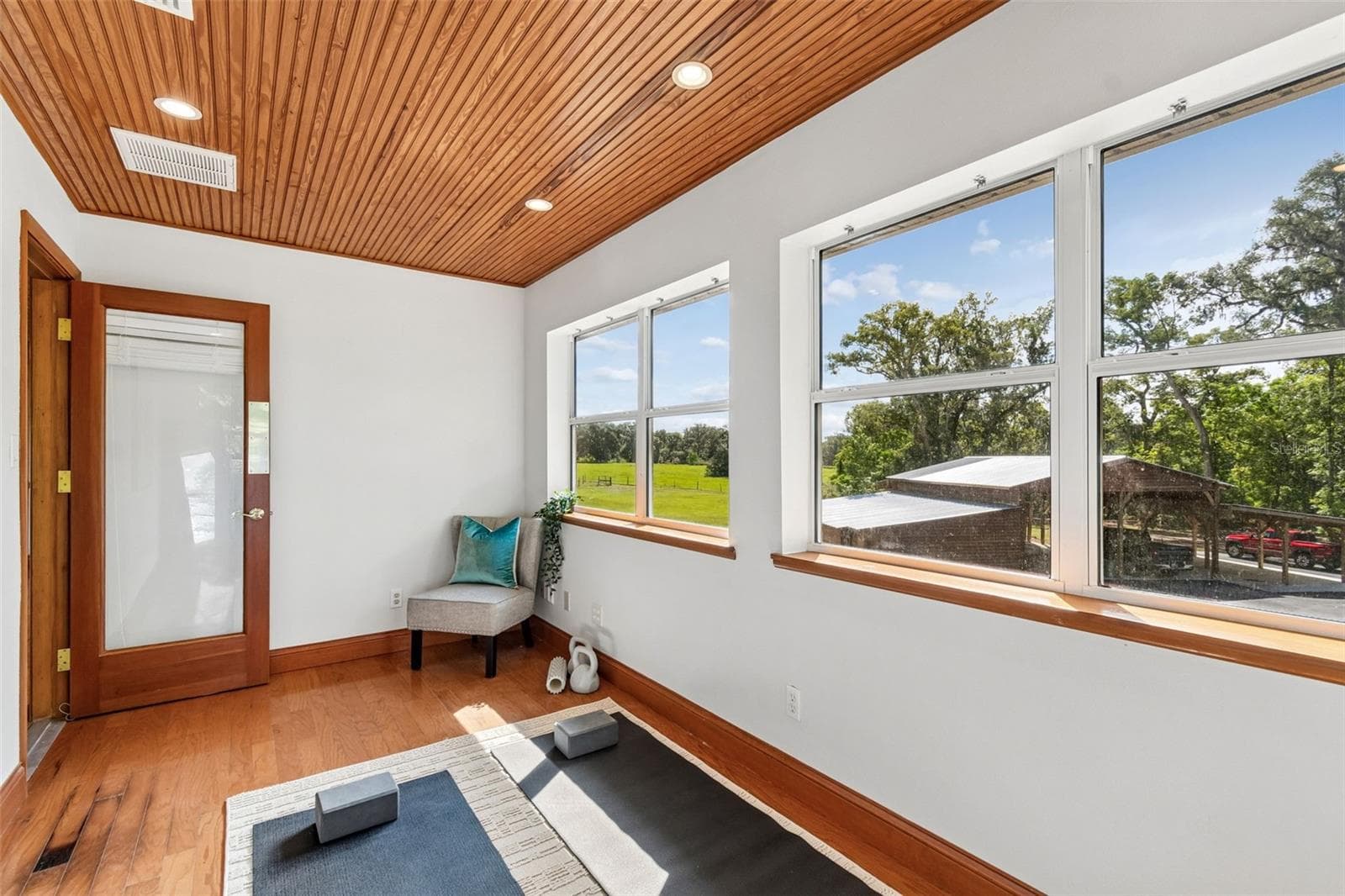 17345 SWEETWATER ROAD — photo 40 of 78
