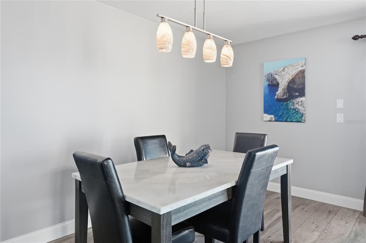 16330 GULF BOULEVARD — photo 15 of 46