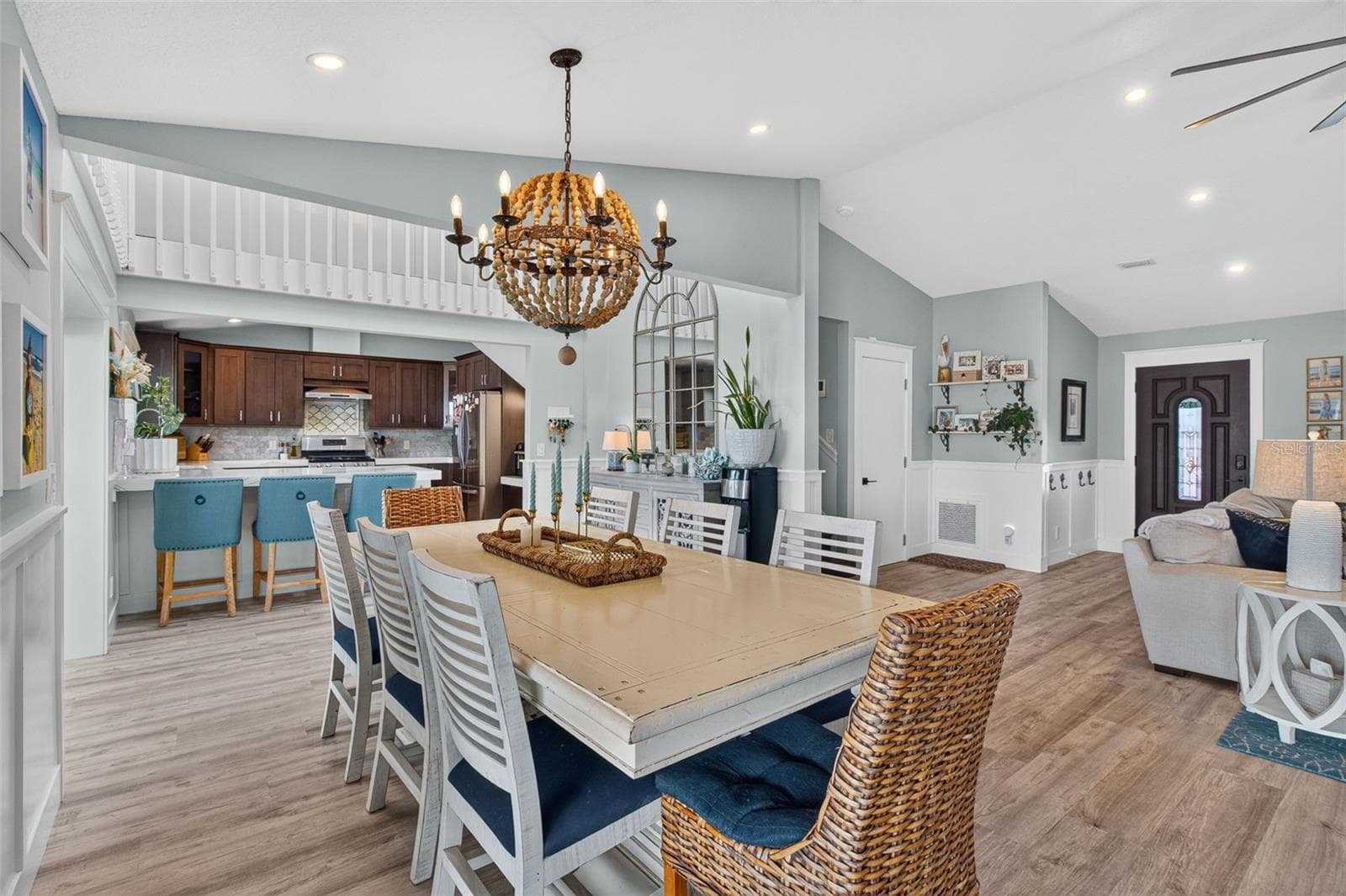 503 JOHNS PASS AVENUE — photo 11 of 64