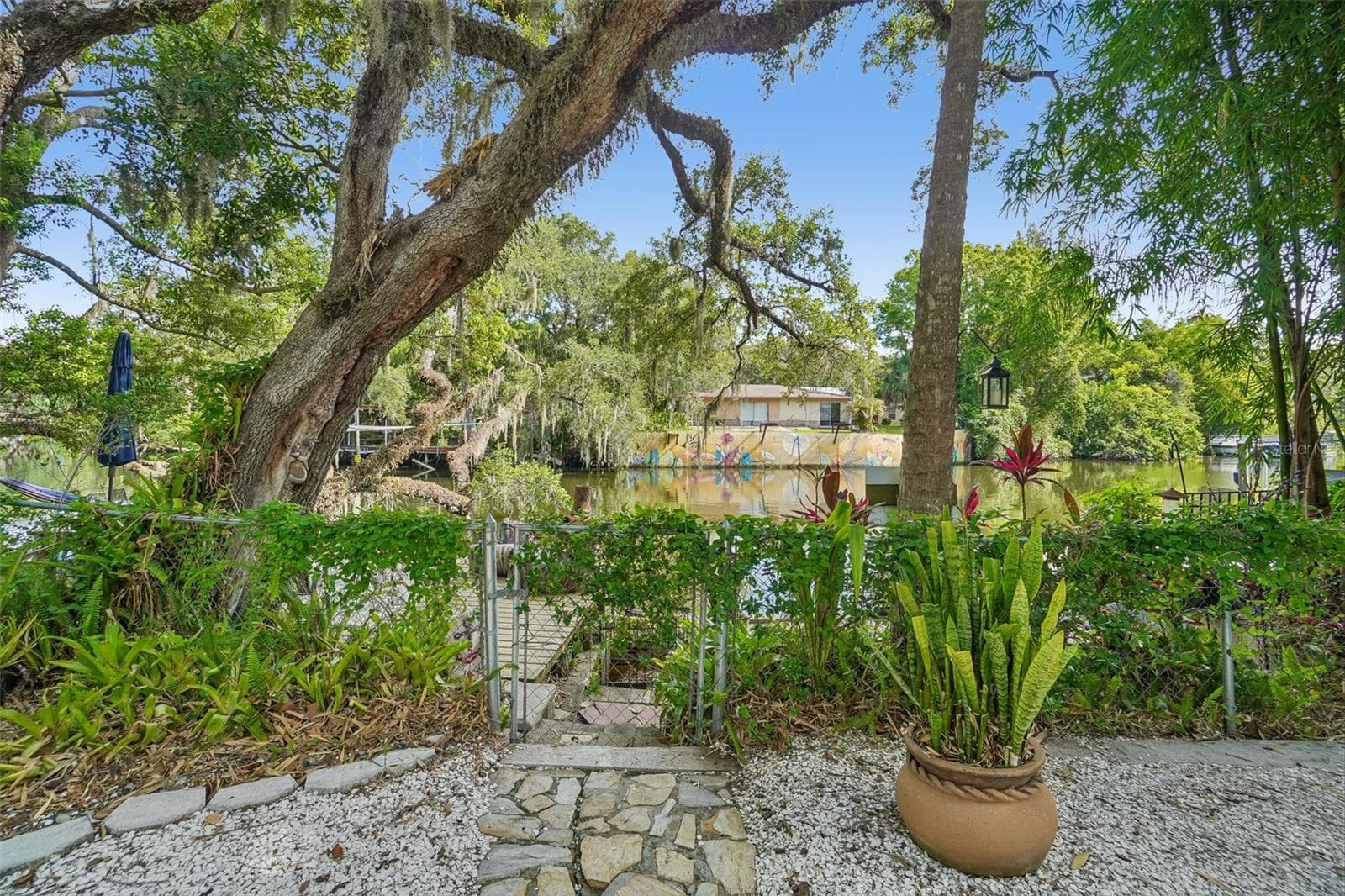 1204 PARK CIRCLE — photo 63 of 70